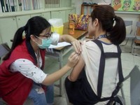 桃園教師會籲公私立高中職以下教師　「全面」施打流感疫苗