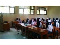 印尼高中規定女生「戴黑面紗」上課　理由是防止「濫交+不檢點」