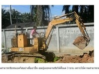 泰國9歲男童熟練「駕駛挖土機」　爺爺燦笑：是天才！