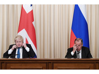 英國外相怒批「干預脫歐公投」　俄外交部長：拿出證據來！