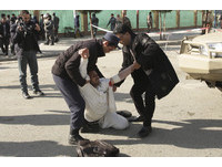 快訊／阿富汗首都驚爆「自殺炸彈」攻擊！17死110傷　市區激烈震動