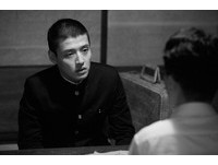 姜河那《革命青春二部曲》小平頭 「頭髮都是拔掉的」超痛