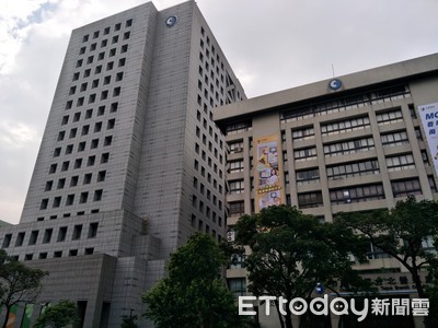 固網寬頻大戰！凱擘與中華電低價策略　500M光纖每月僅800元