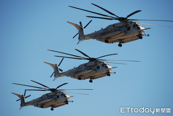▲▼美國海軍陸戰隊的CH-53直升機編隊，展現出陸戰隊遠征作戰的投射能力。（圖／黃竣民提供）