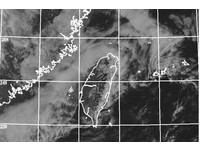 天晴倒數2天「全台轉雷雨」！冷氣團一路降20度　下周急凍探11度