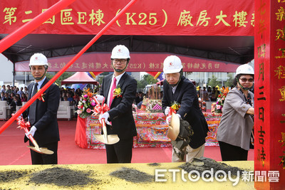 跟韓國瑜拚經濟／日月光高雄獵地　一年建一廠