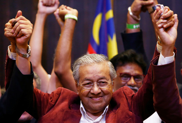 ▲▼馬來西亞大選，希望聯盟確定席次過半，馬哈迪。（圖／路透社）