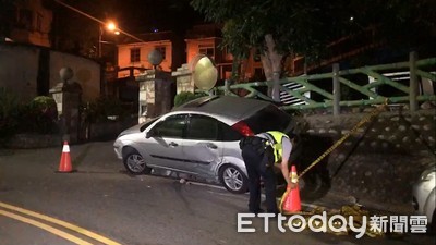 感情糾紛山路飛車追逐　男子開車撞壁下車遭圍毆