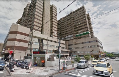 派出所進駐北市「30年猛鬼大樓」　警頭腳被轉180度…腿被抓出黑手印