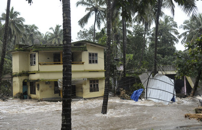 印度南部暴雨肆虐！27座水庫「洪水氾濫」37死…3萬6000人狂逃