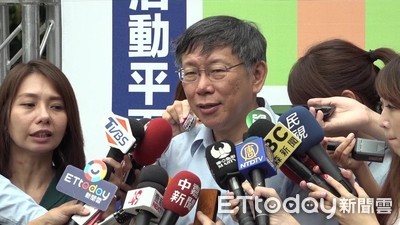 連任倒數86天！柯P笑談雙英總統　爸媽彰化助選宣揚白色力量