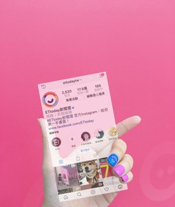 限時動態上的「透明小卡」怎麼做？　一款APP就完成！