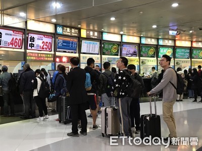 交通部不擋了！國道客運3/4調漲　統聯北南「460→500元」