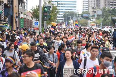 《時代》雜誌：台灣推出亞洲第一部同婚法案