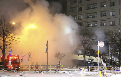 「聽到可怕一聲」札幌大爆炸42傷！烈焰吞居酒屋瞬間變平地　碎片震50米