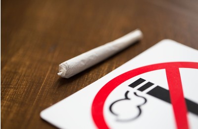 新加坡2019新制上路　合法吸菸者提高到19歲
