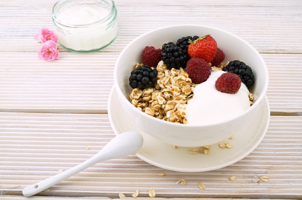 ▲原來沖泡式麥片是造成你肥胖的元兇？　吃對很重要。（圖／pixabay）