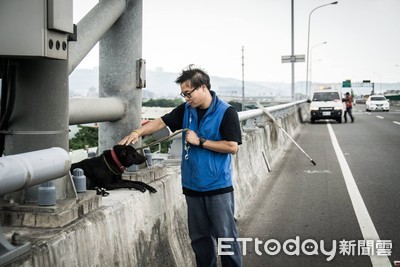 板橋第一暖男上山下海救動物　擠時間陪癱瘓汪找回笑容