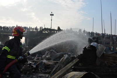 凌晨3點半大火燒爆「整片貧民窟」　孟加拉至少9死50傷