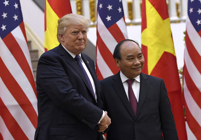 允許中國商品貼上「越南製造」　川普「關稅殺」貿易額狂減25%