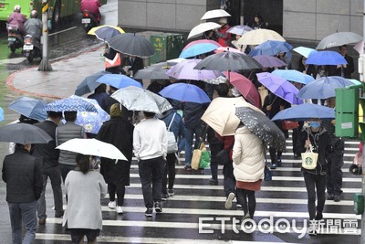 今晨最低10.3度！周日又變天轉濕冷　彭啟明曝下波冷空氣：過年前有冬天感