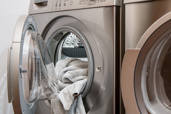 ▲想洗衣服卻又犯懶人病只想好好休息。（示意圖／Pixabay）