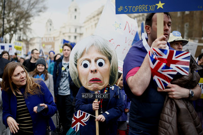 吵了3年！反脫歐民眾擠爆倫敦抗議　「我們要第2次公投」