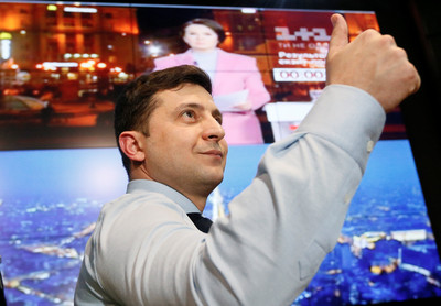 烏克蘭諧星30.4%領先「總統大選首輪投票」　第二輪對決現任總統