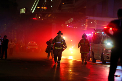 曼谷中央世界飯店冒火竄濃煙　男子太緊張跳樓逃命卻慘死