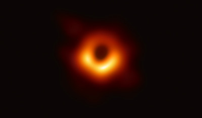 科學家實驗「驗證霍金最後理論」：黑洞會蒸發！