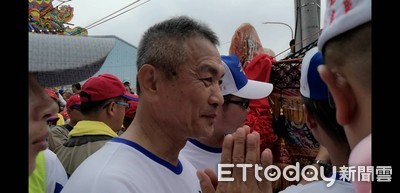 影/獨家專訪/冷面殺手謝惠仁出獄低調行善 雙手合十感恩一切