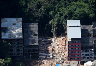 里約熱內盧暴雨…2棟住宅「清晨突然倒塌」　至少5死13人失蹤