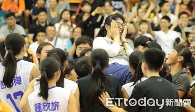 JHBL/22領先被追平 大倫克服亂流喜迎女籃隊史首冠
