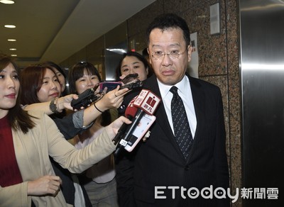 業務員勸誘保戶貸款買投資型保單　金管會將重罰「最高罰1200萬」