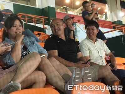 中職／張泰山回娘家　現身台南球場觀眾席