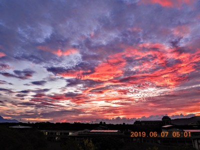 端午清晨火燒雲！雙北高溫36度　收假日變天…吳德榮：有致災性降水潛勢