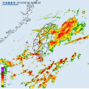 「豪大雷雨彈」襲高屏！20縣市警報齊發　撐過今天就放晴