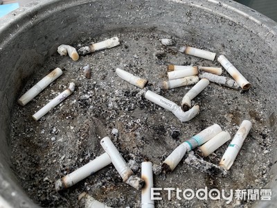 鄰居每晚「抽菸大隊接力」 他向管委會投訴無果…網友真心相勸
