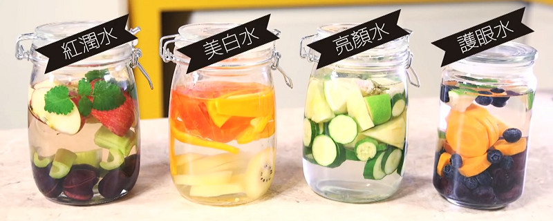 嫌開水難喝！加料DIY「4款排毒水」她激推。（圖／截自《趙函穎的美麗方程式》部落格）