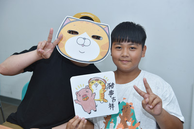LINE熱門貼圖創作者專訪/白爛貓化身「豬事吉祥」 麻糬爸為兒福小舵手圓夢