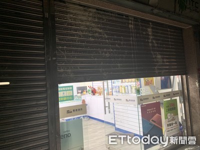 高市直播主大亂鬥還沒平!2嫌無懼雞爪釘 深夜闖通訊行潑白漆