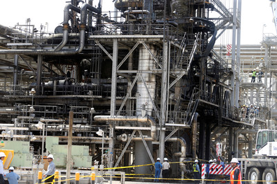 煉油廠照曝光！急從歐美調設備重建　沙國：9月底恢復石油產量