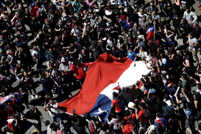 智利5天示威衝突釀15死！　總統公開道歉…宣布補救改革措施
