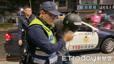 與同事喝酒爆激烈衝突　莽男持菜刀亂砍讓他血濺街頭