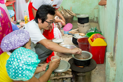 【緬甸獨家1】大導親自餵食「寶寶不領情」！全場凍結魏德聖尬笑