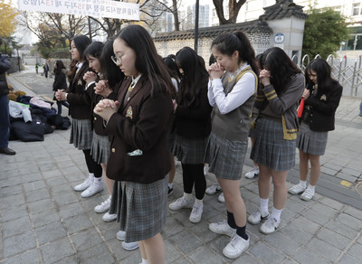 國高中生掛名作者！南韓爆多起大學教師論文造假　助子女擠進好學校