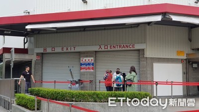 直擊／好市多黑色購物節首日　內湖店早上7點僅3組排隊⋯頭香驚：竟沒人