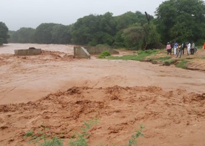 肯亞暴雨引發土石流至少56死　沖垮4座橋…災區道路毀壞