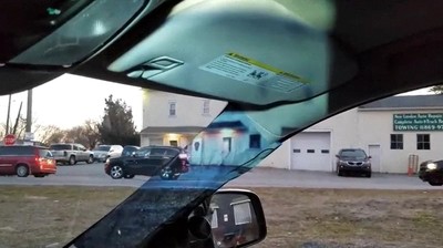 蘋果再獲新專利！攝影機消除汽車A柱視覺盲區　市場關注何時跨入車市