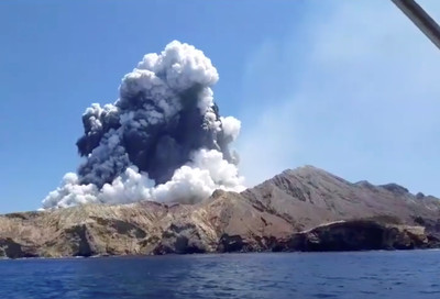 紐西蘭火山爆發5死31傷8失蹤　「5國遊客遭殃」島上無生還跡象